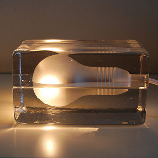 현대 간단한 북유럽 스타일 아이스 큐브 클리어 벽돌 테이블 램프 데스크 라이트 LED 전구/Modern Brief Nordic Style Ice Cube Clear Brick Table Lamp Desk Light LED Bulb